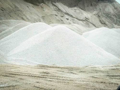   Mineral pumice stone
